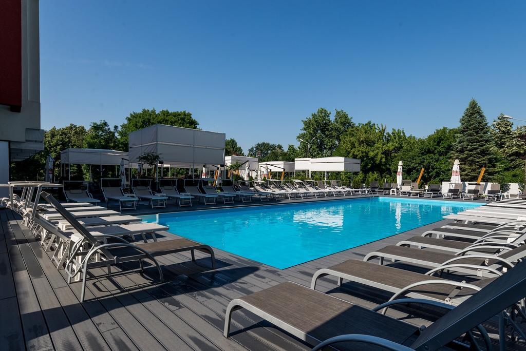 Continental Hotel 4*