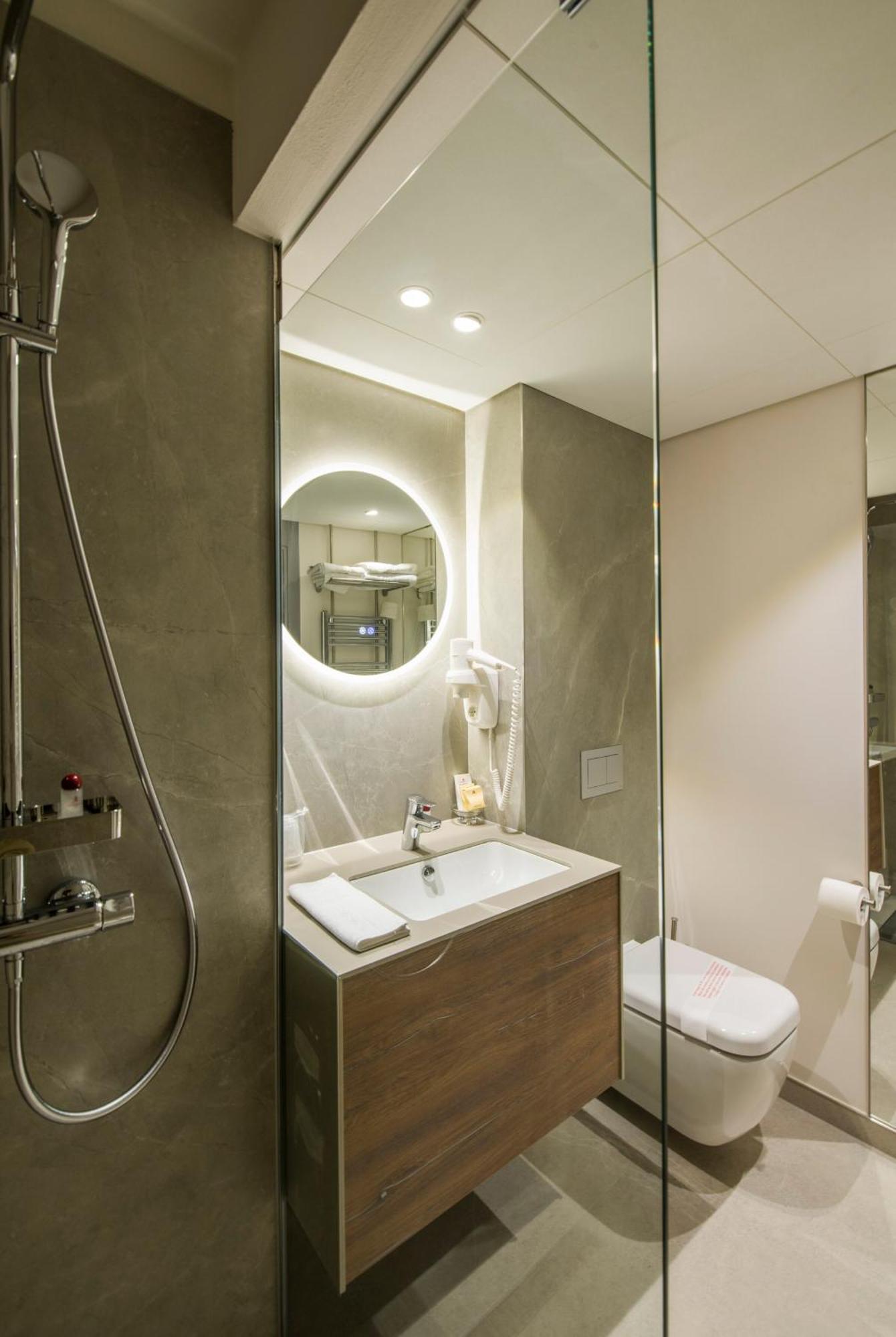 Continental 4*
